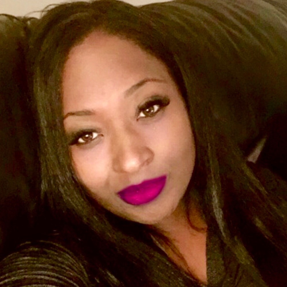 Meet your Posher, Kelli